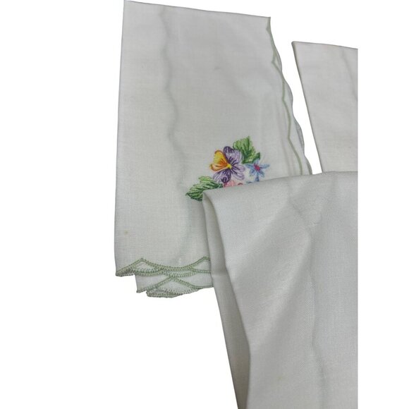 Set Of 4 Embroidered Floral Linen Napkins With Scalloped Edges 55% Ramie 45% Cot - Picture 4 of 7